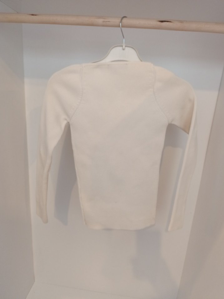 Beyaz Kısa Kesim Kadın Triko - Görsel 2