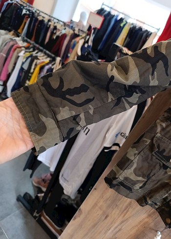 Düğmeli Kamuflaj Kadın Ceket - Görsel 2