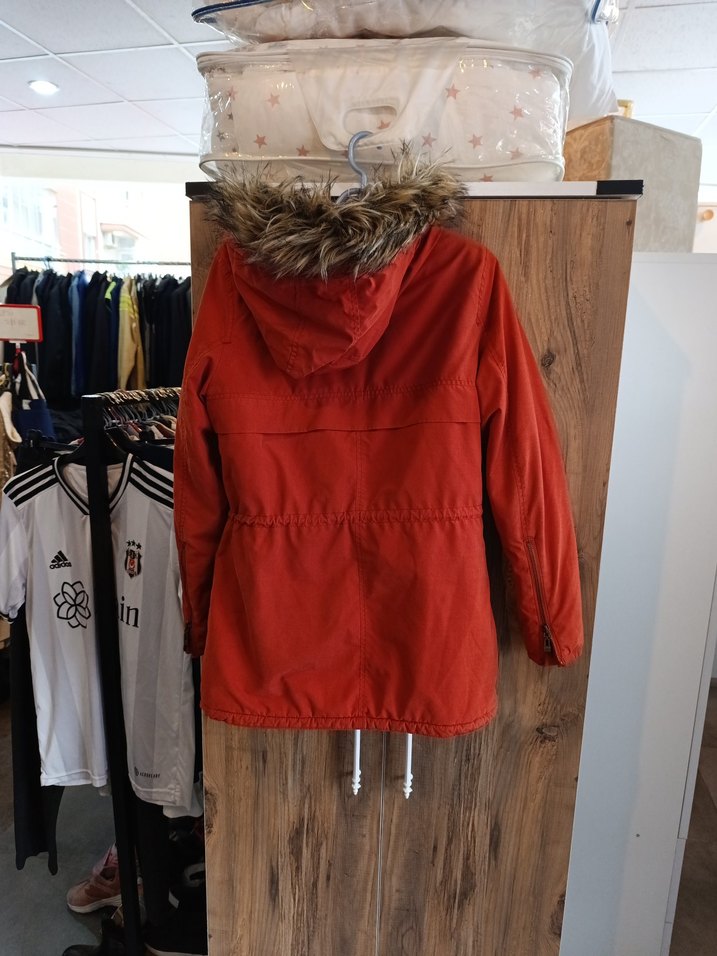 Kürklü Kırmızı Kadın Kışlık Ceket - Görsel 3