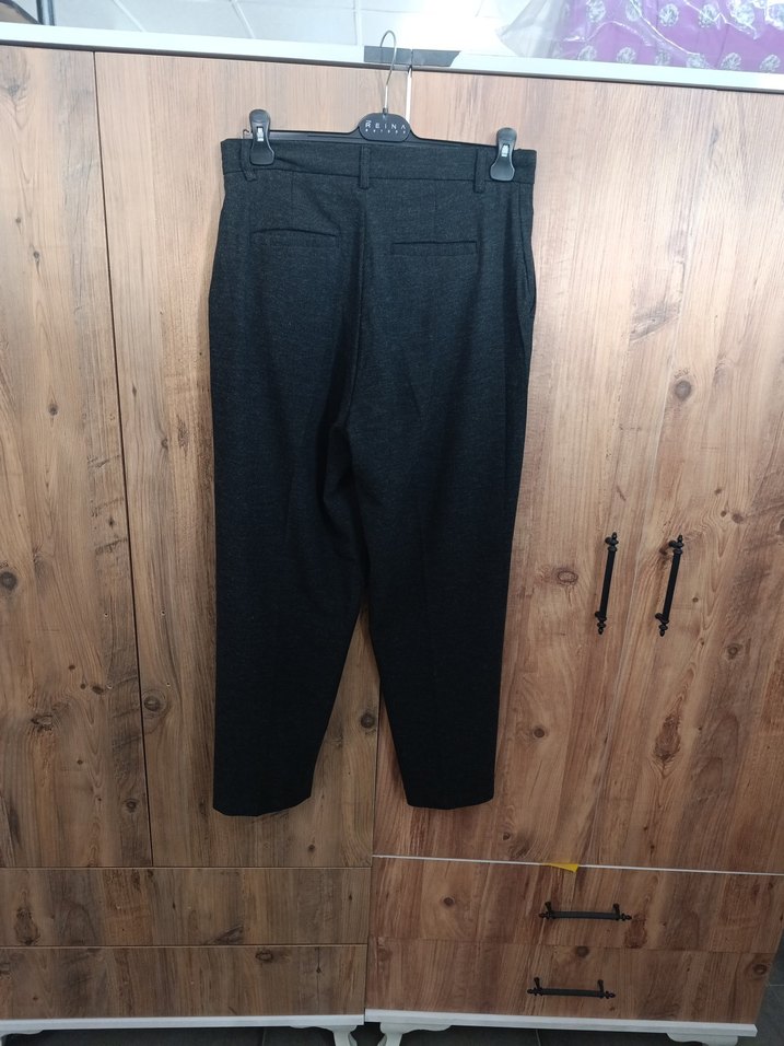 Gri Keten Kemerli Rahat Kesim Erkek Pantolon - Görsel 3