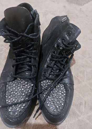 Siyah Simli Dolgu Topuklu Punk Bot - Görsel 2