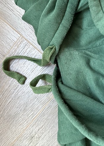 Yeşil Nakışlı Kapüşonlu Sweatshirt - Görsel 5