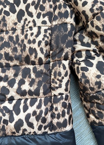 Kahverengi Leopar Desenli Kadın Mont - Görsel 5
