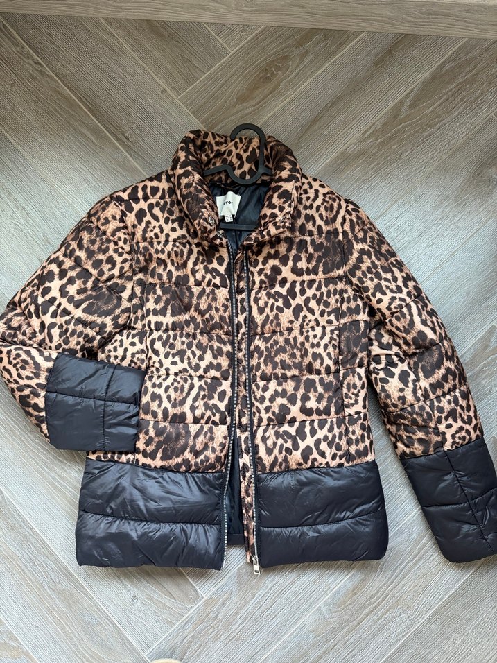 Kahverengi Leopar Desenli Kadın Mont - Görsel 2