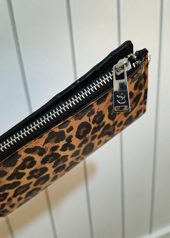  Beden bershka leopar cüzdan