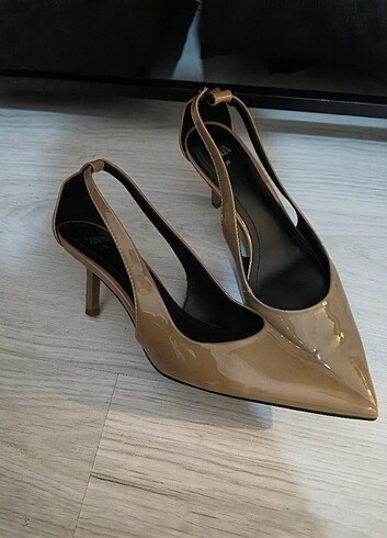 Zara Zara kısa topuk stiletto