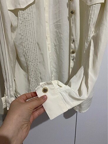 Beyaz gömlek - Görsel 3