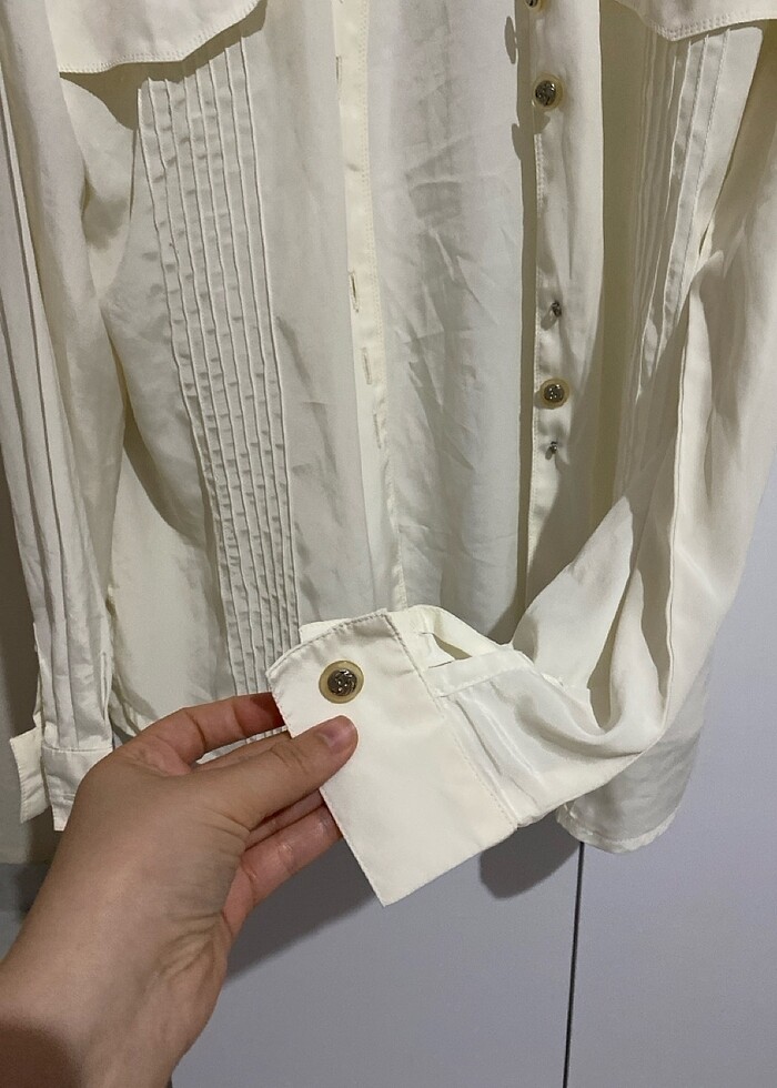 Beyaz gömlek - Görsel 3