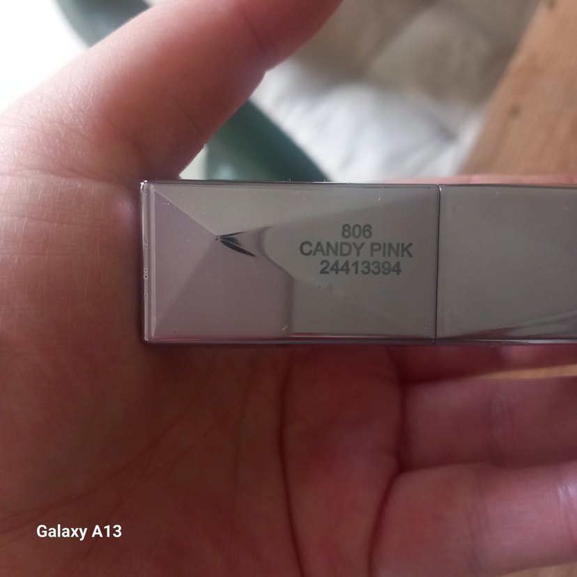 Alix Avien Satin Touch Kalıcı Pembe Ruj 806 Candy Pink - Görsel 5