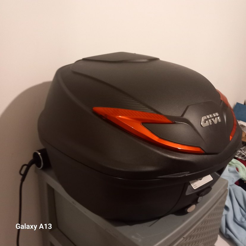 Givi B360N Siyah Baskılı Motosiklet Çantası - Görsel 3