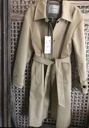 m Beden ten rengi Renk Zara Studio bej trençkot Zara