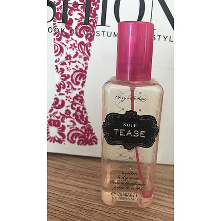 Victoria s Secret Victoria?s Secret Coconut Passion&Noir; Tease body mist