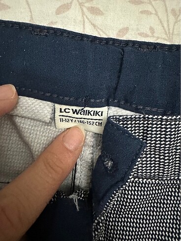 LC Waikiki Erkek çocuk 11-12 yaş desenli şort kapri