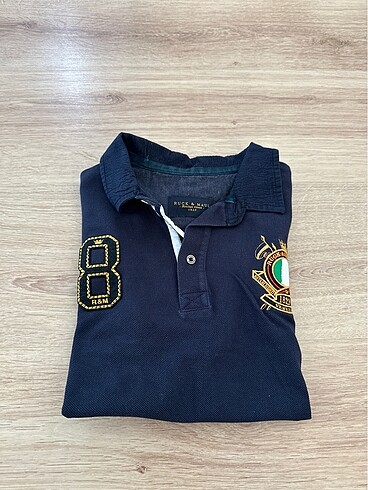 Polo yaka tişört