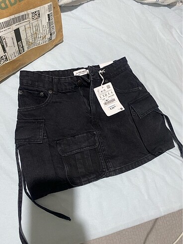 Pull and Bear Kot etek