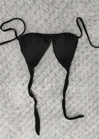 Siyah Bağcıklı Kadın Bikini Üstü