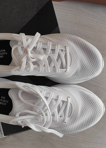 Orjinal Adidas Spor Ayakkabı.