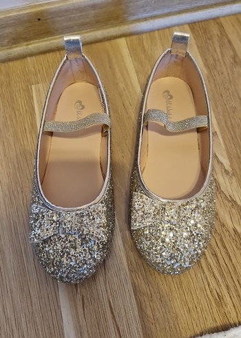 Kızlar İçin Altın Renkli Simli Babet Ayakkabı - Görsel 3