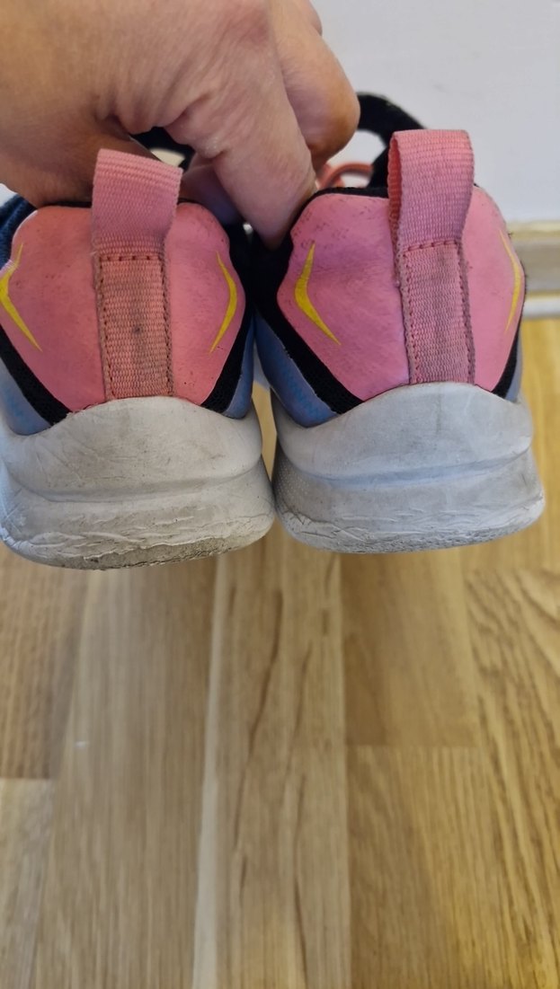 Kız Çocuk Pembe Bağcıklı Velcro Spor Ayakkabı - Görsel 2