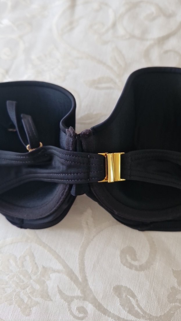 Siyah Minimalist bikini üstü - Görsel 4