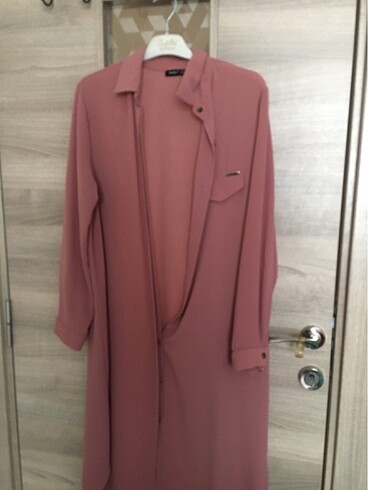 Pembe Tunik
