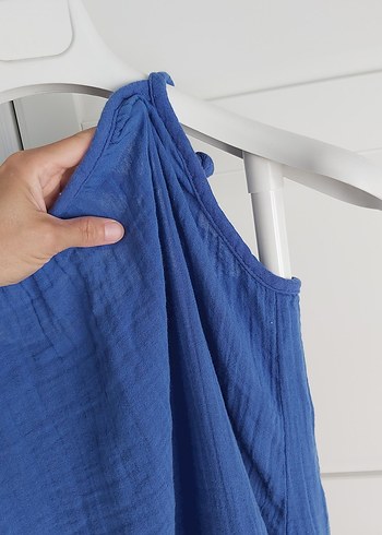 Yeni Mavi Müslin Askılı Elbise - Görsel 3