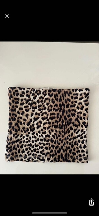 Stradivarius leopar top