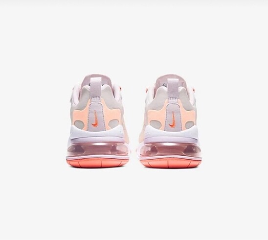 39 Beden beyaz Renk Nike air max 270