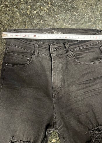 Siyah Yırtık Detaylı likralı Kot Pantolon - Görsel 5