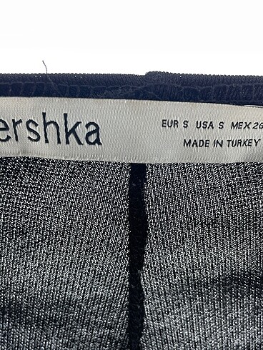 s Beden siyah Renk Bershka İspanyol Paça %70 İndirimli.