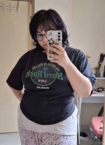 hard rock cafe tshirt