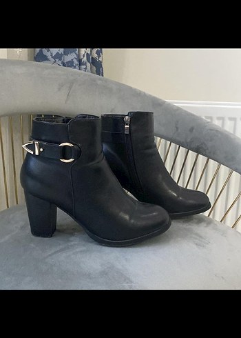 Topuklu bot - Görsel 2