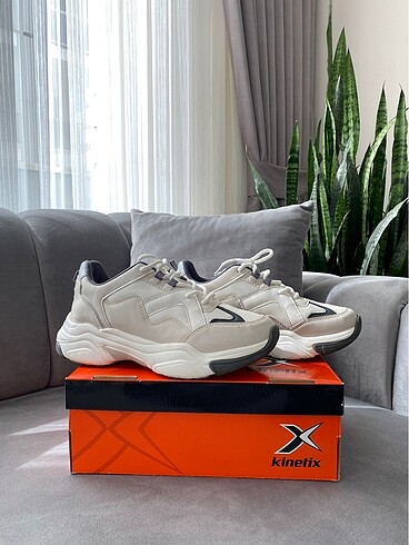 LC WAİKİKİ SPOR SNEAKER