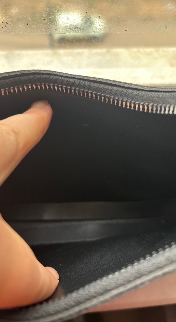 Siyah Çanta - Görsel 5