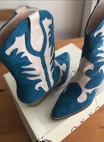 38 Beden mavi Renk OXXO marka nakış desenli kovboy çizme
