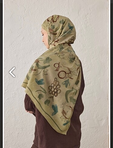 Fresh Scarfs Garden of time serisi