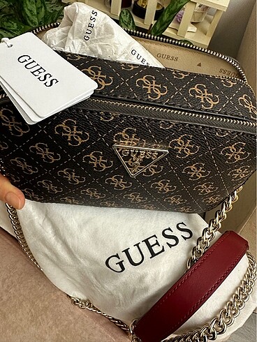 Beden Guess çanta sıfır ürün (hediye gelmişti)