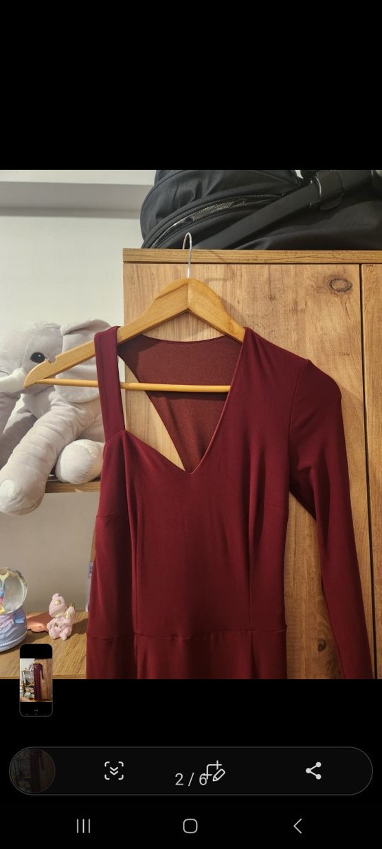 asimetrik kesim bordo abiye elbise - Görsel 2