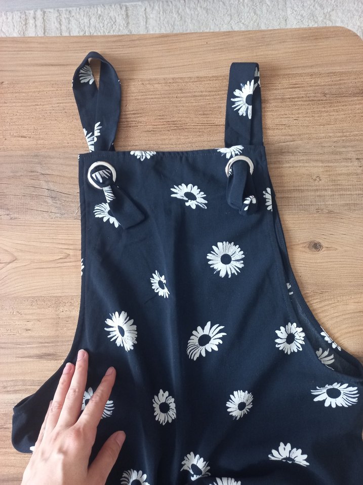 Çiçek Desenli Lacivert Kadın Salopet - Görsel 3