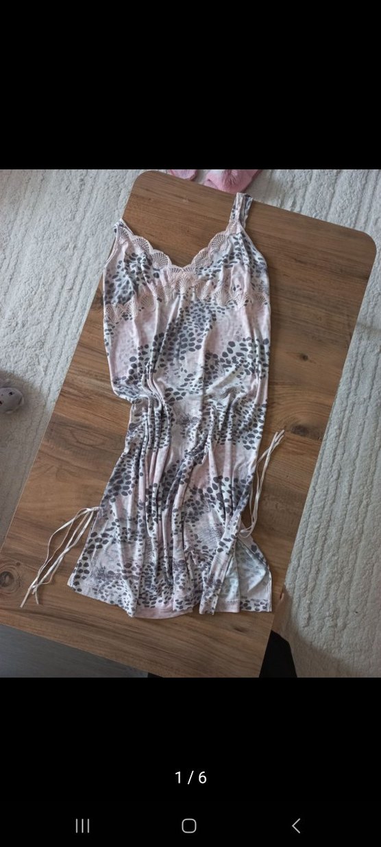 Pembe Desenli Kısa Kadın Gecelik - Görsel 2