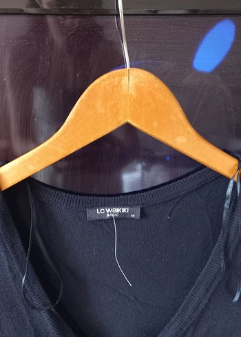 Lacivert V Yaka Düğmeli Kadın Hırka - Görsel 3