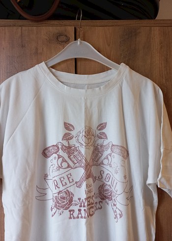 Bej Baskılı Kısa Kollu Kadın Tişört - Görsel 3