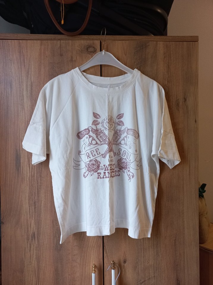 Bej Baskılı Kısa Kollu Kadın Tişört - Görsel 2