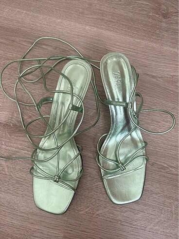 Zara Zara topuklu sandalet