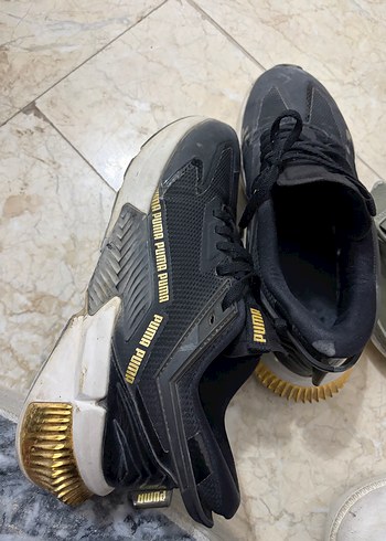 Puma Siyah Sneaker Sehir Stiline Modern Dokunus