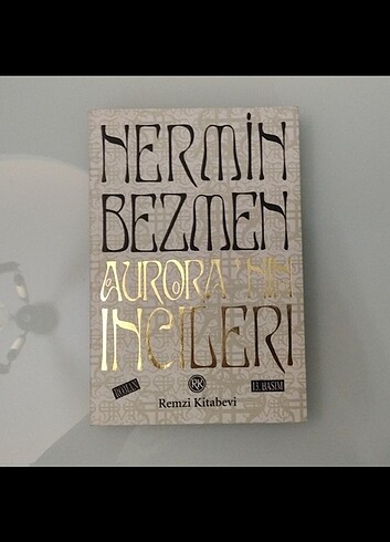 Aurora'nın İncileri, Nermin Bezmen