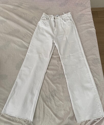 Vatkalı Beyaz Jean
