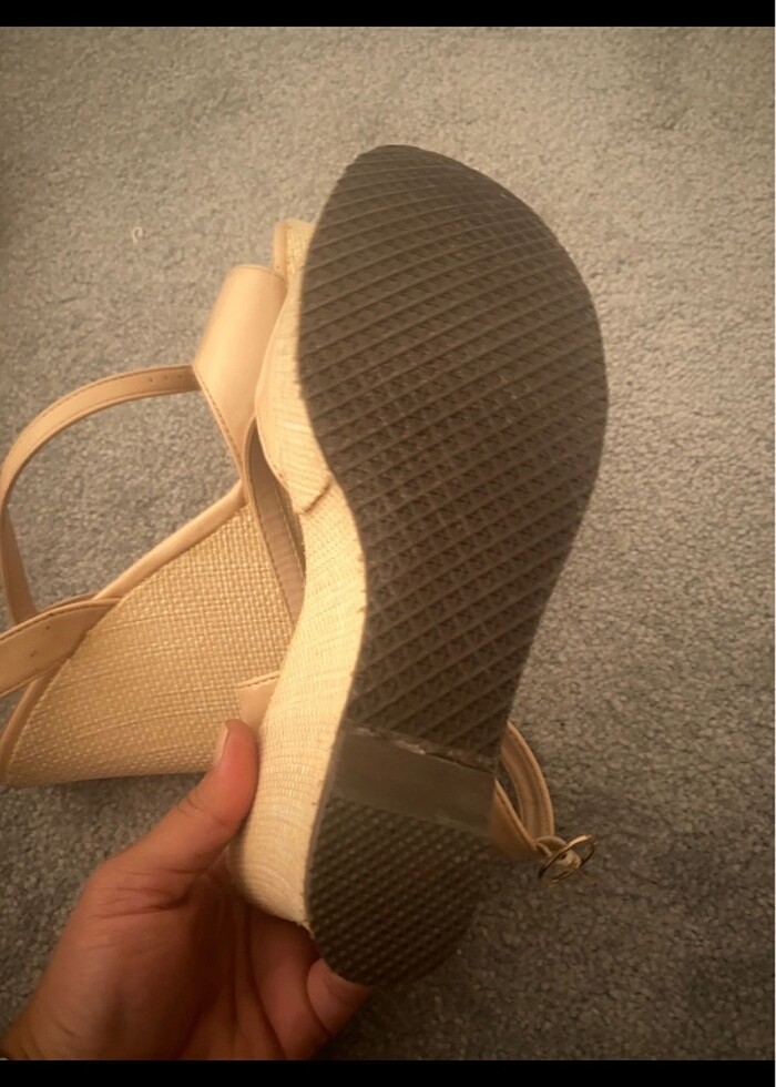 Nerdeyse hiç giyilmedi - Görsel 2