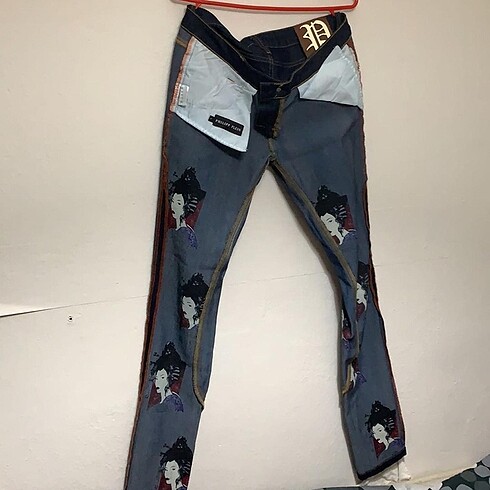 Desenli jean