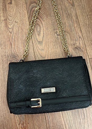 Zincir Detaylı Siyah Deri Kadın Çanta - Görsel 2